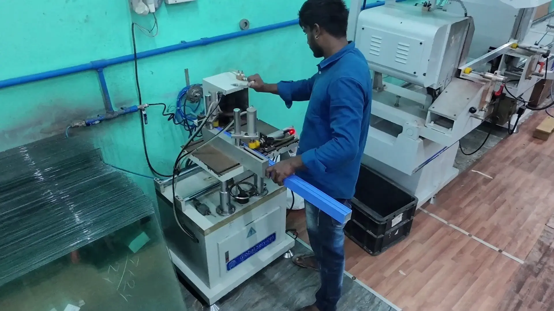 Automatic End Milling Machine