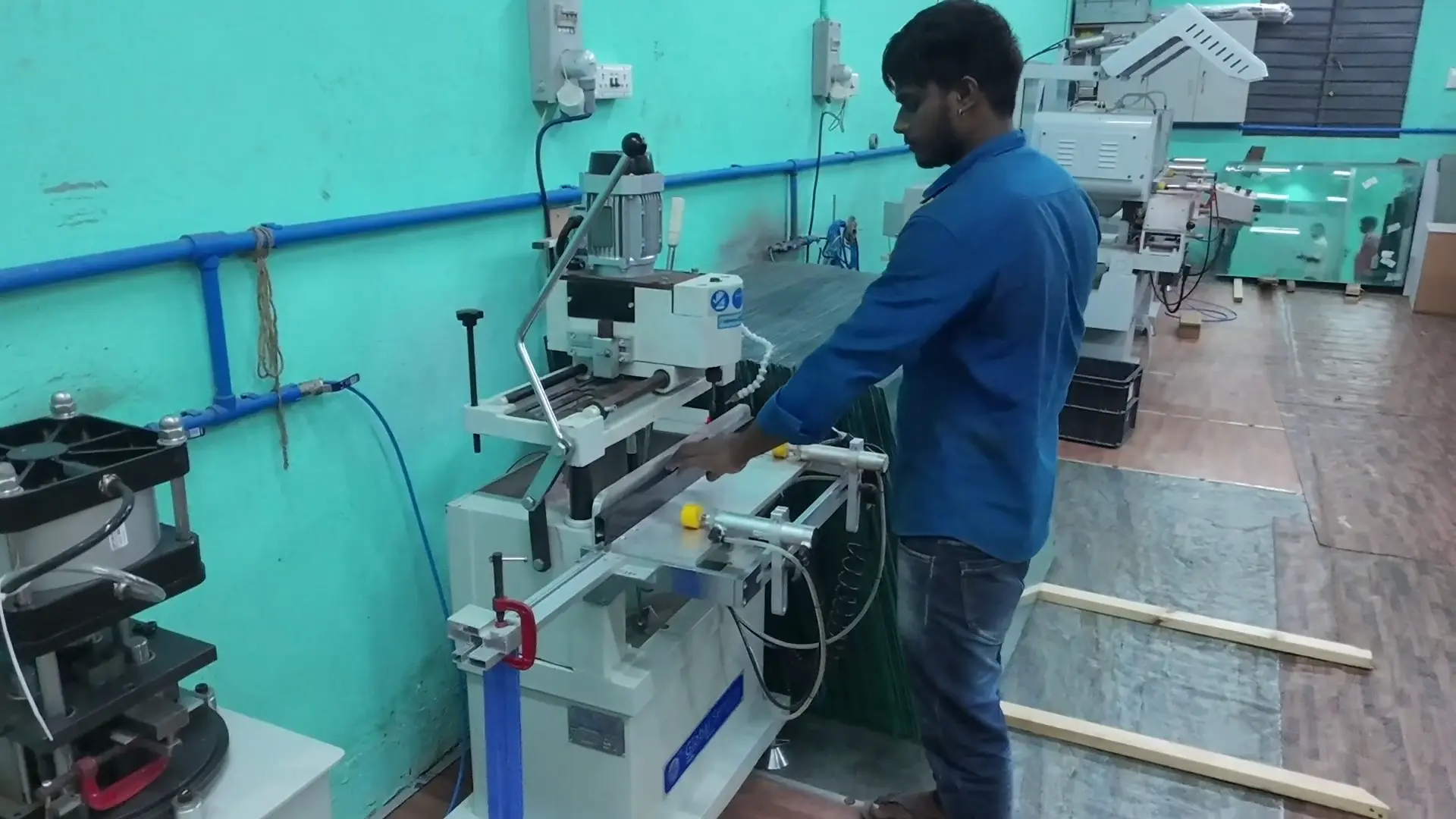 Copy Router Machine